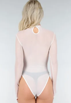 Witte Kanten Body met Lange Mouwen en Beugel