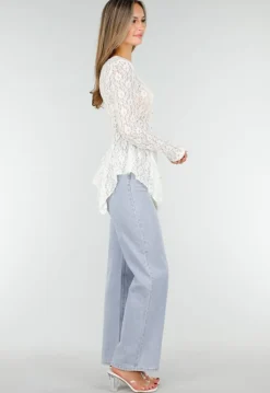 Witte Kanten Peplum Top met Knopen en Lange Mouwen