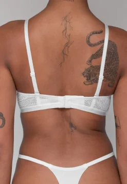 Witte Kanten Push-Up BH met Beugel en Afneembare Bandjes