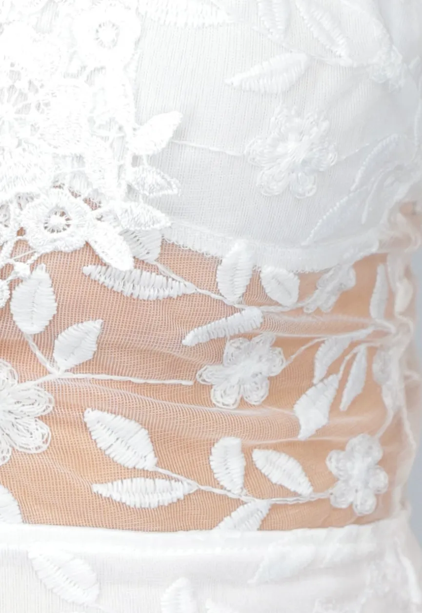 Witte Lange Bruidsjurk met Geborduurde Details