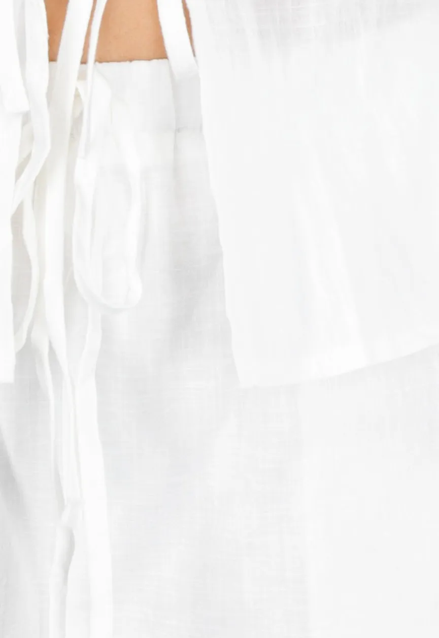 Witte Linnenlook 2-Piece Met Striksluiting En Lange Mouwen