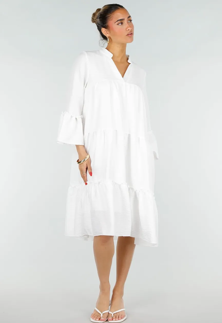 Witte Midi Jurk met V-hals en Ruffle Details