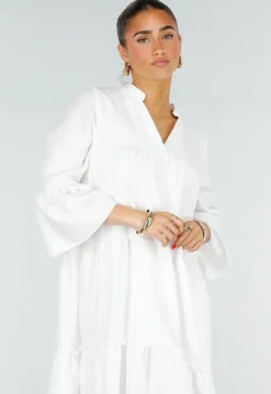 Witte Midi Jurk met V-hals en Ruffle Details
