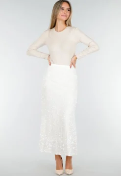 Witte Midi Rok met All Over Pailletten en Subtiele Uitlopende Zoom