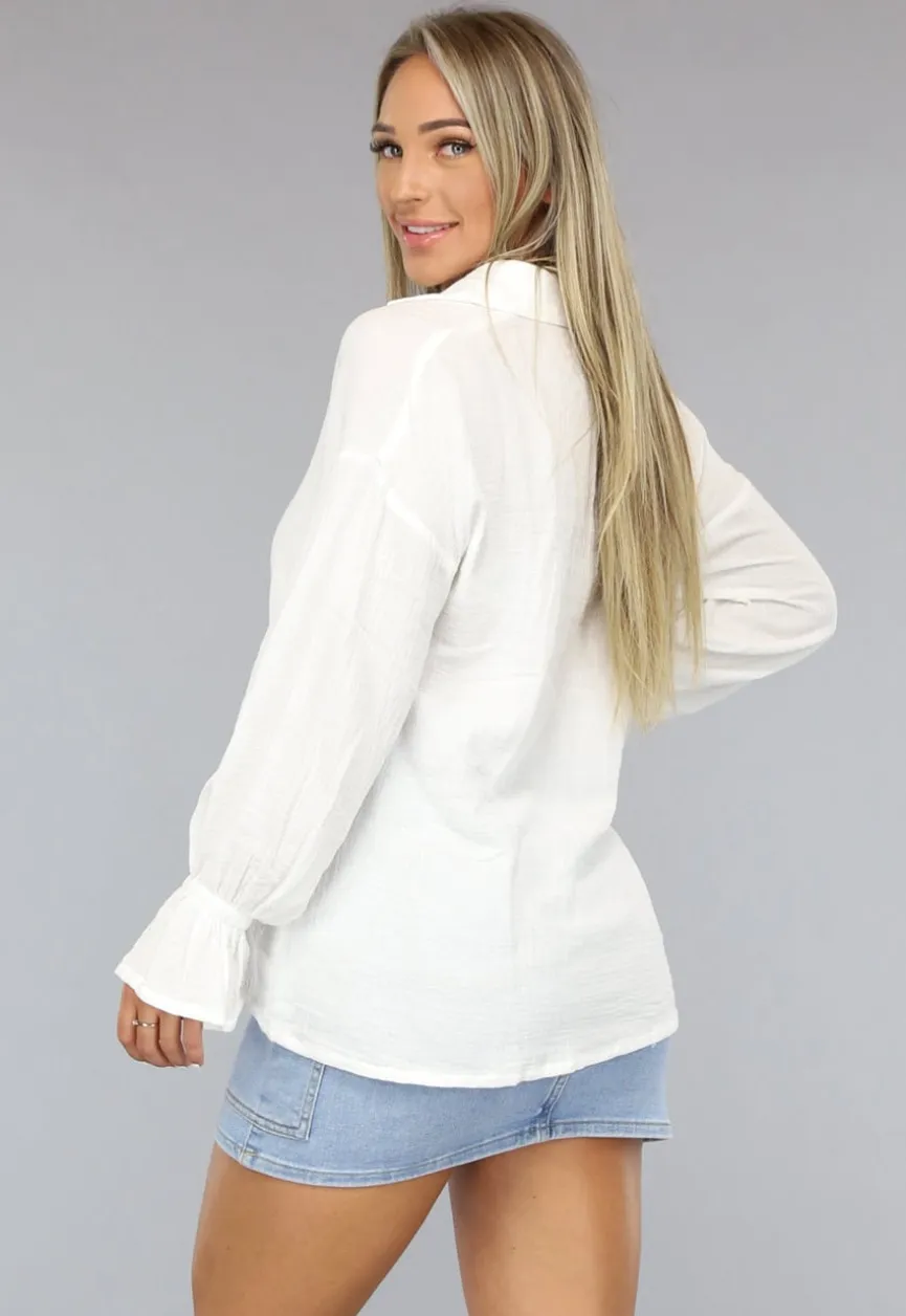 Witte Mousseline Blouse met Trompetmouwen