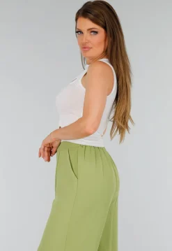 Witte Mouwloze Stretch Cropped Top met Hart Cut Outs