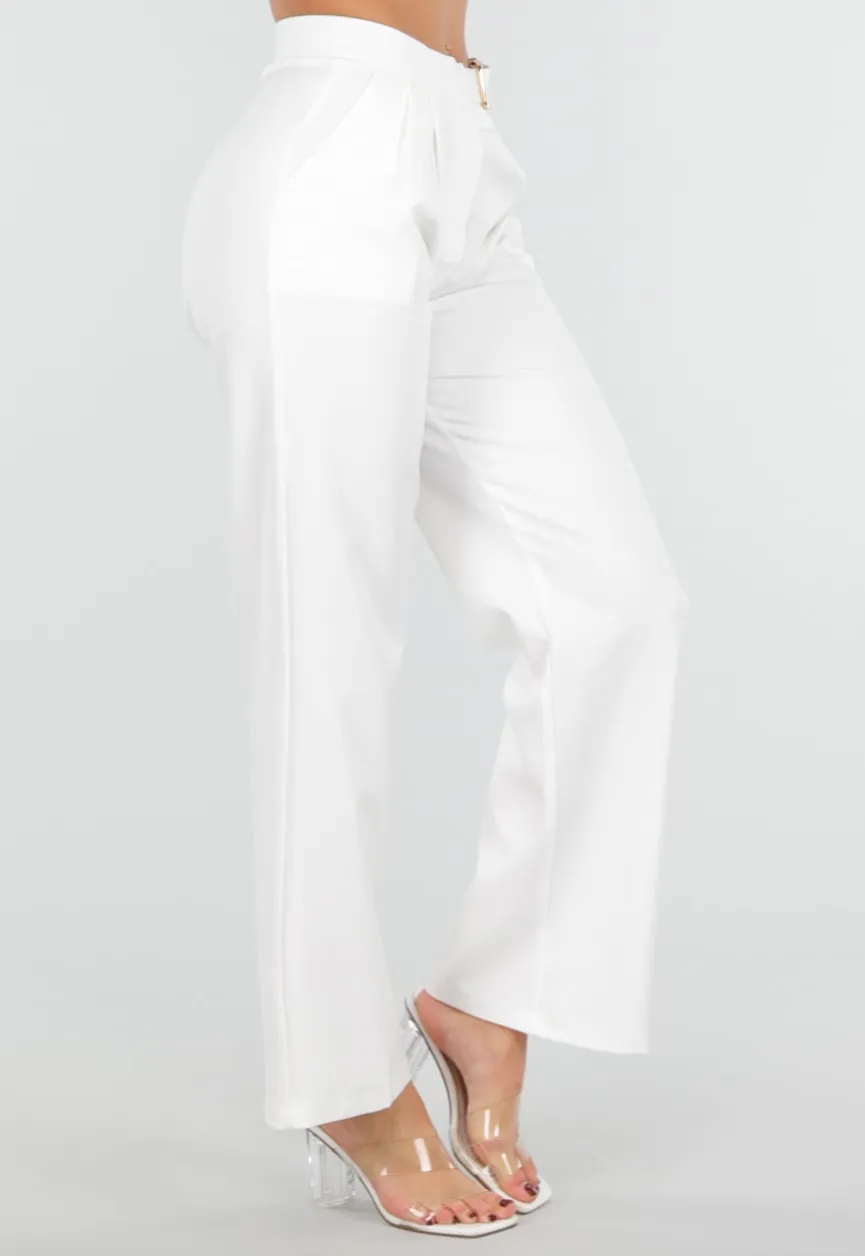 Witte Pantalon met Goudkleurige Gesp