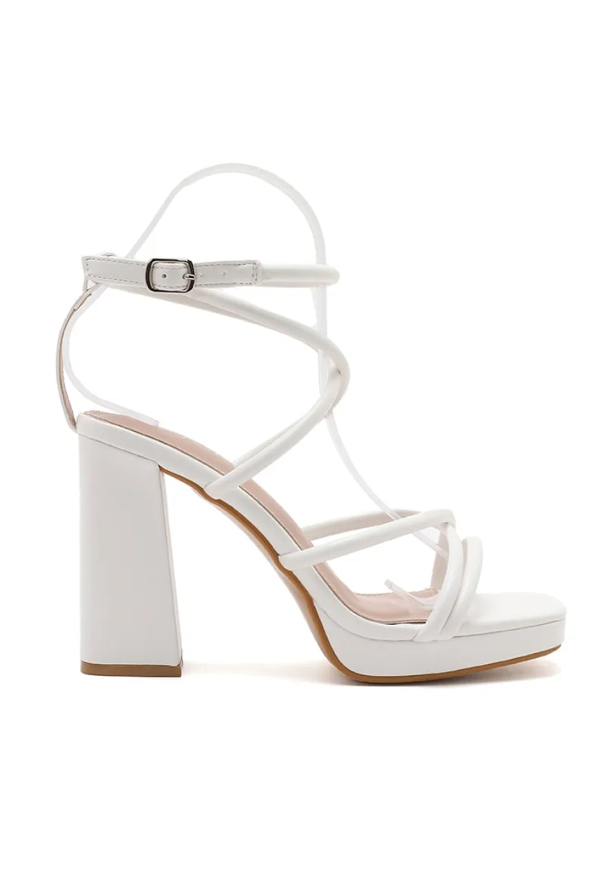 Witte Strappy Sandaletten met Blokhak