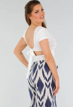 Witte Top met Vierkante Hals, Stretch, Kant en Striksluiting