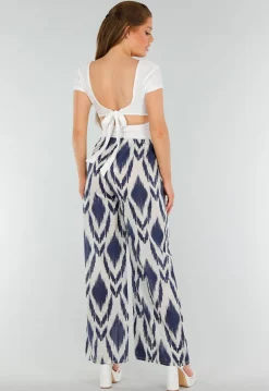 Witte Top met Vierkante Hals, Stretch, Kant en Striksluiting