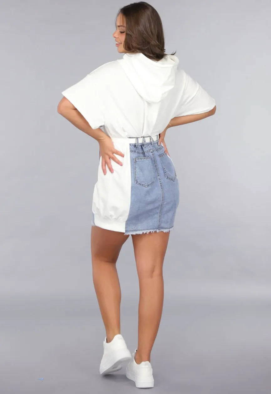 Witte T Shirt Jurk met Denim Rok Ontwerp