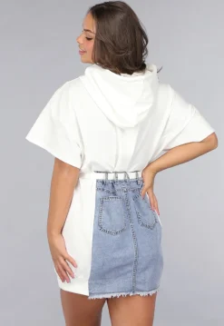 Witte T Shirt Jurk met Denim Rok Ontwerp
