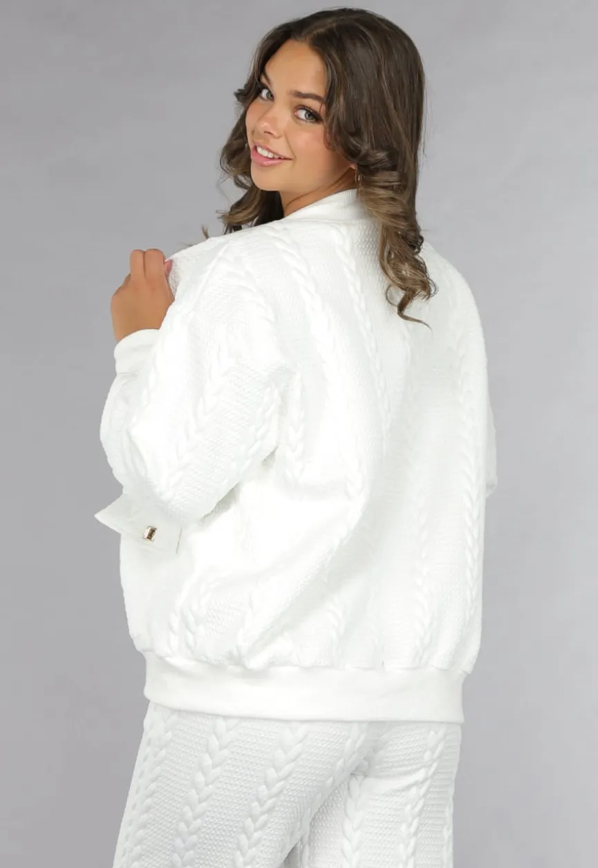 Witte Two Piece met Kabelpatroon