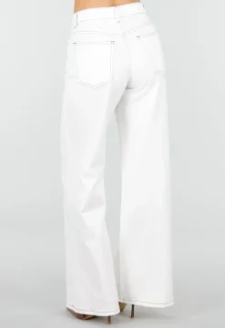 Witte Wide Leg Jeans met Bruine Stiksels en High Waist Pasvorm