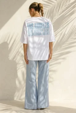 Wit T-shirt met Blauwe Backprint, Ronde Hals en Korte Mouwen