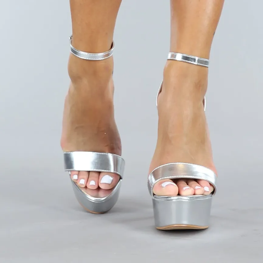 Zilveren Sandaletten met Plateau en Hoge Stiletto Hak