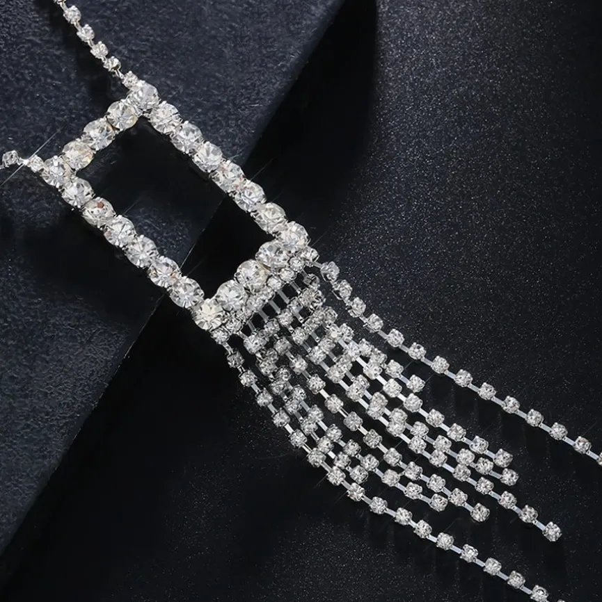 Zilveren Strass Bodychain met Waterval Detail