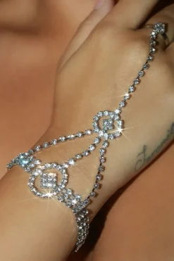 Zilveren Strass Handsieraad met Cutouts