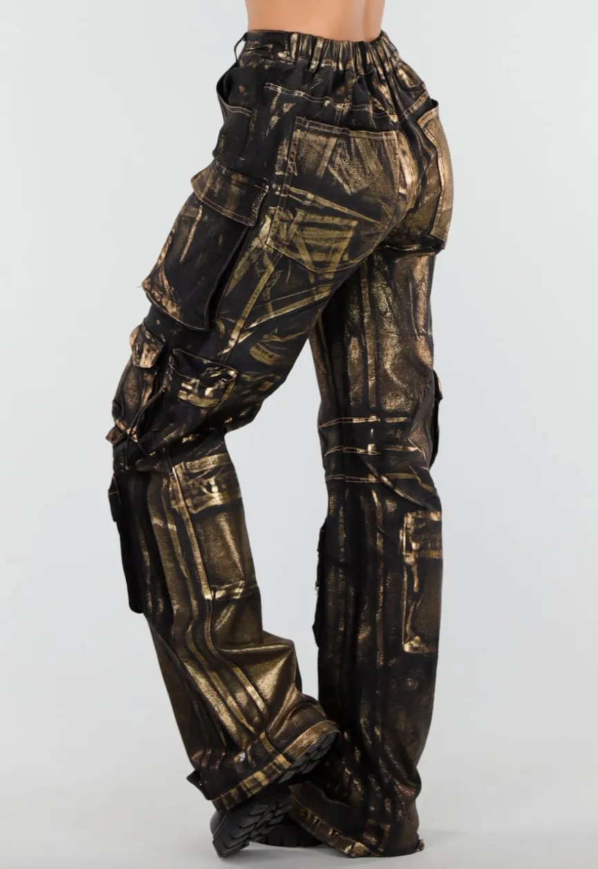 Zwarte Cargo Jeans met Gouden Metallic Coating en Zakken