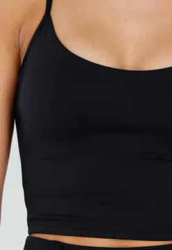 Zwarte Crop Top met Pads en Spaghettibandjes