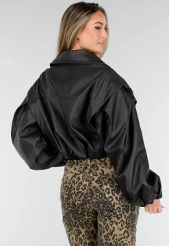 Zwarte Faux Leer Cropped Jas met Oversized Mouwen