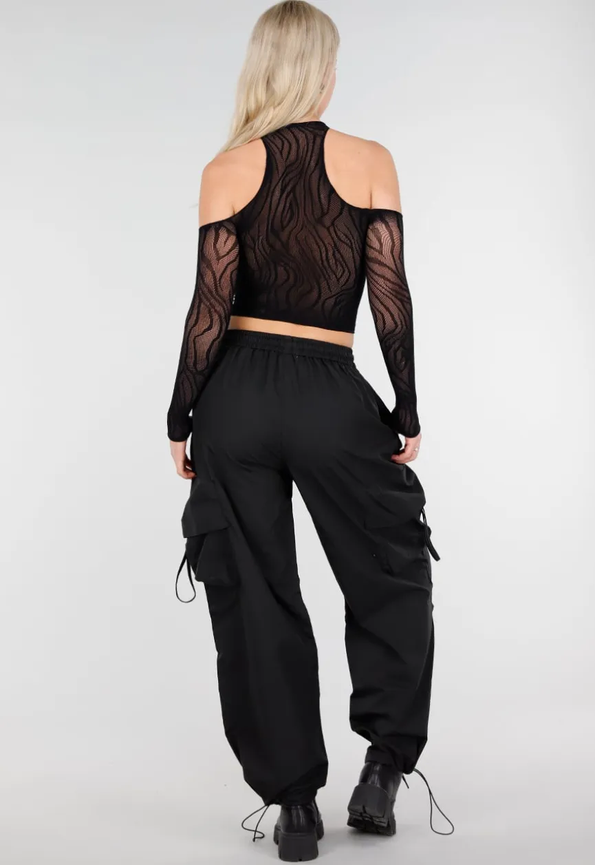 Zwarte Fishnet Halter Crop Top met Cut Out en Open Schouders