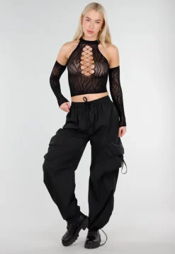 Zwarte Fishnet Halter Crop Top met Cut Out en Open Schouders