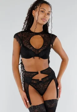 Zwarte Kanten Lingerie Set met Franjes en Open Detail