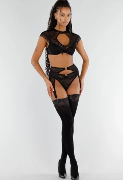 Zwarte Kanten Lingerie Set met Franjes en Open Detail