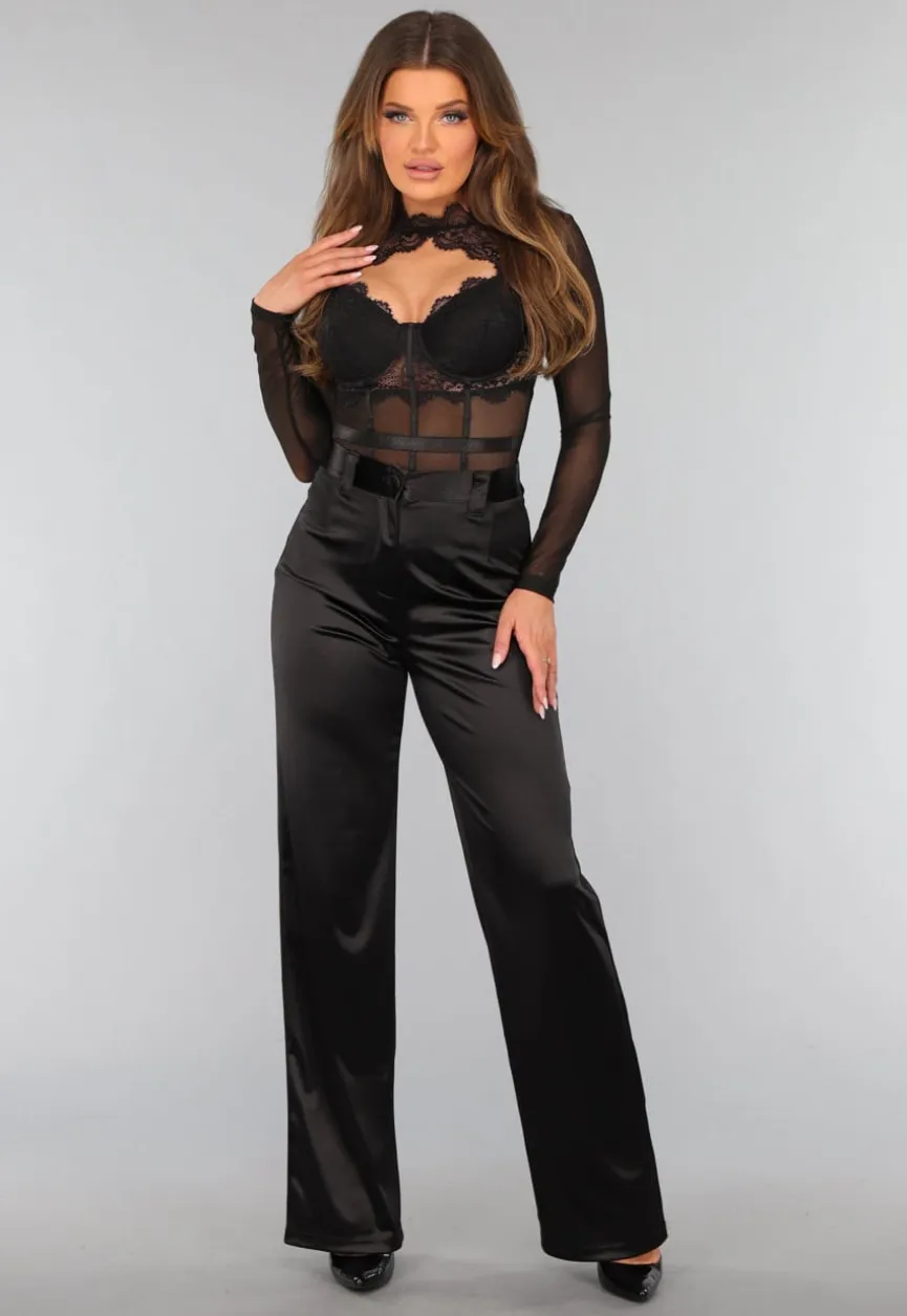 Zwarte Kanten Longsleeve Bodysuit met Cut Out