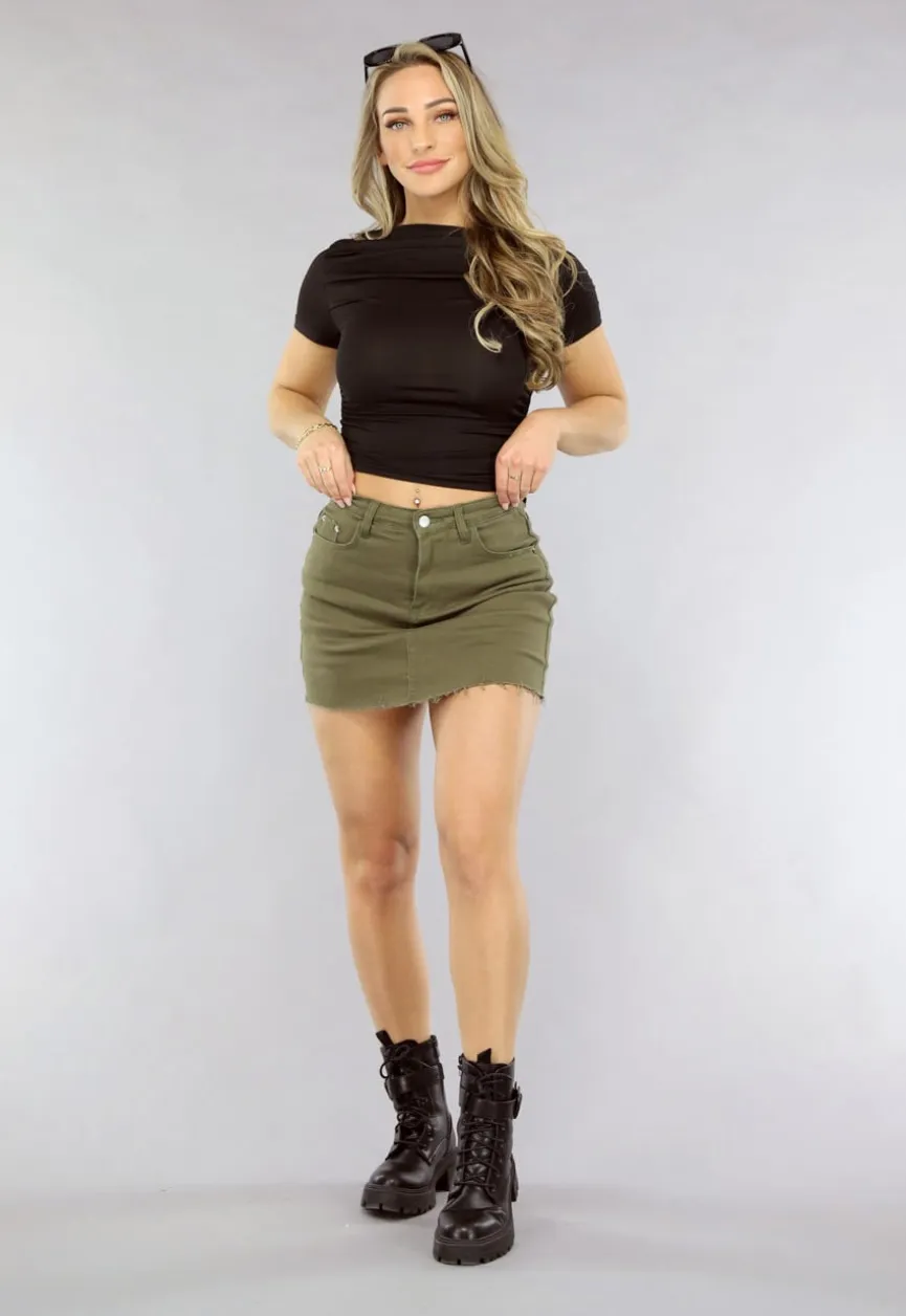 Zwarte Korte Mouwen Top met Geplooide Details
