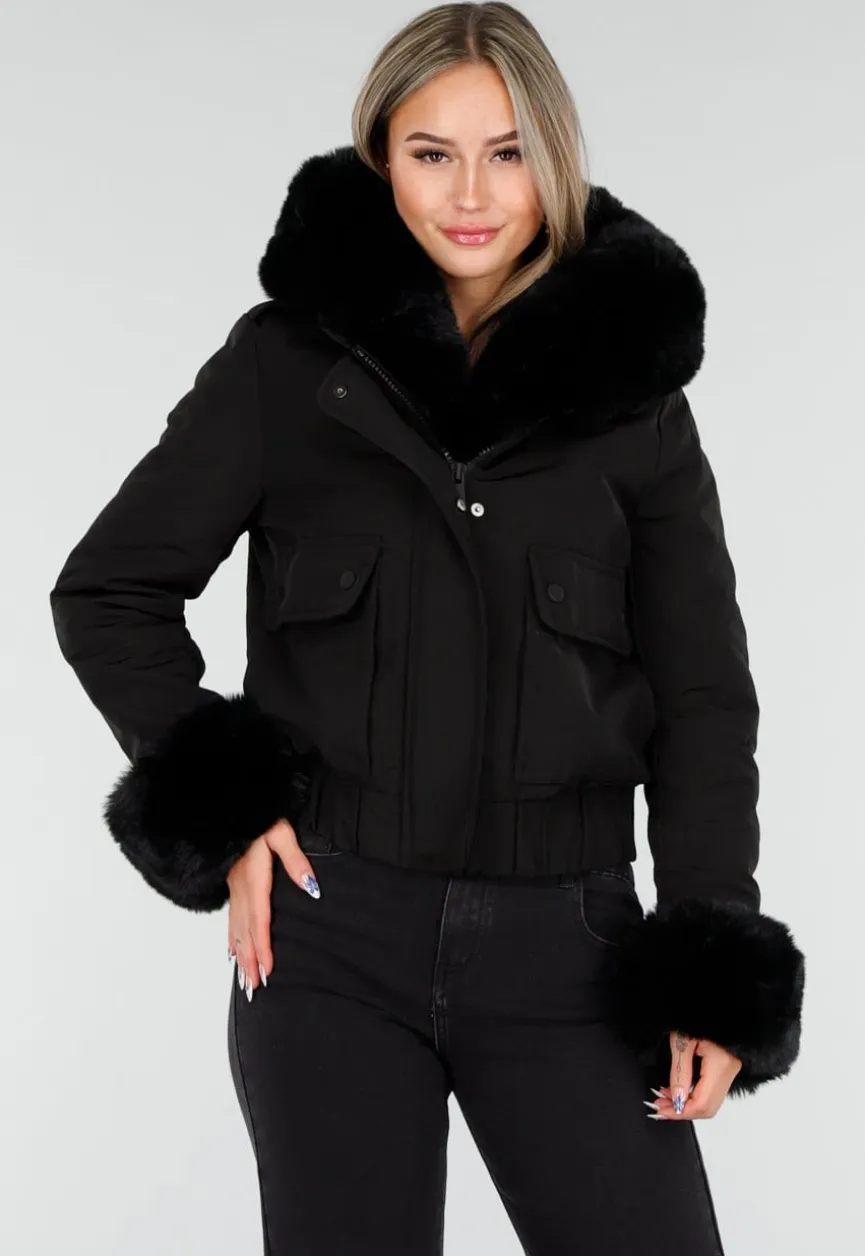 Zwarte Korte Winterjas met Afneembare Faux Fur Kraag en Manchetten