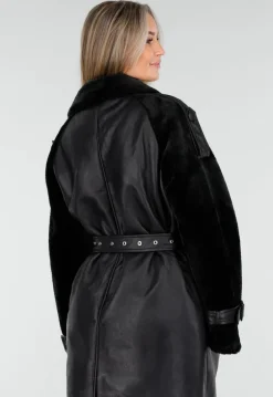 Zwarte Lange Trenchcoat van Imitatieleer met Ceintuur