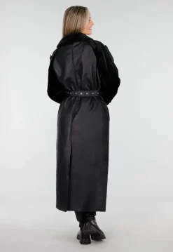Zwarte Lange Trenchcoat van Imitatieleer met Ceintuur