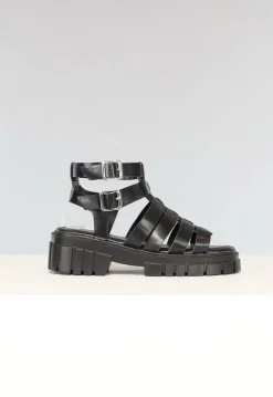 Zwarte Lederlook Sandalen met Grove Zool