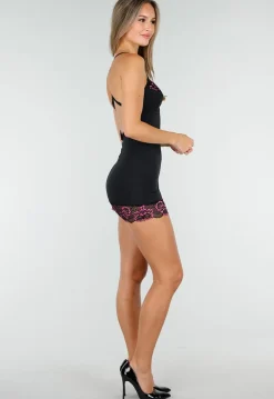 Zwarte Lingerie Onderjurk met Roze Kant en Cups