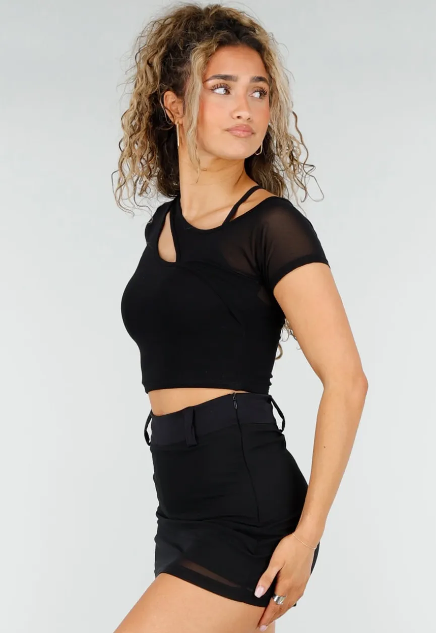 Zwarte Mesh Crop Top met Korte Mouw en Pads