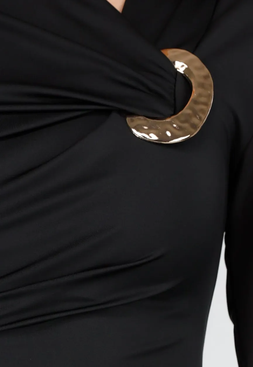 Zwarte Midi Jurk met Lange Mouwen en Goudkleurige Ringdetail