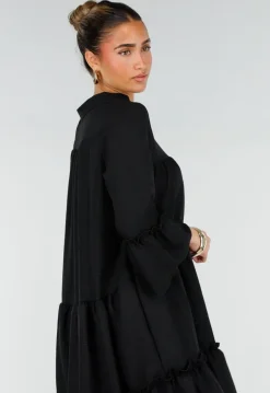 Zwarte Midi Jurk met V-Hals en Ruffle Details