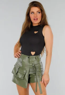Zwarte Mouwloze Stretch Top met Hartvormige Cut Outs