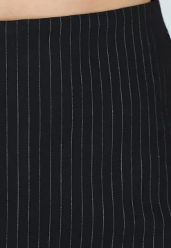 Zwarte Pinstripe Mini Skort met Split en Stretch Broekje