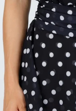 Zwarte Polkadot Playsuit met Halterhals en Volantlaag