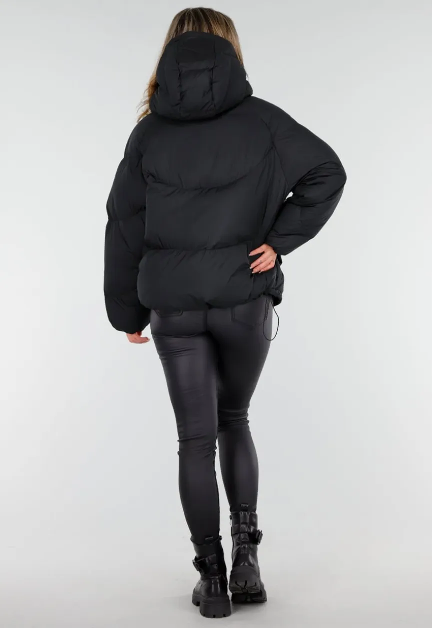 Zwarte Puffer Jas met Capuchon en Ritssluiting
