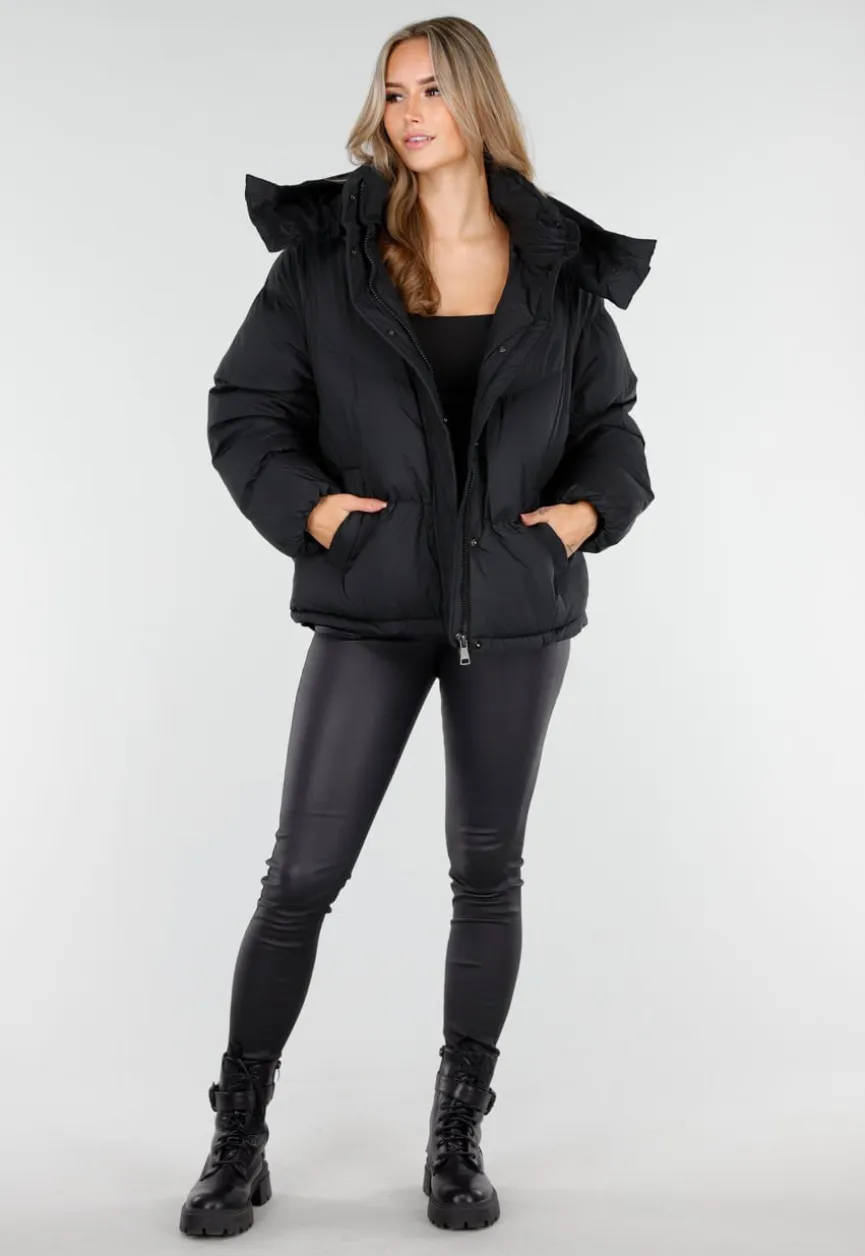 Zwarte Puffer Jas met Capuchon en Ritssluiting