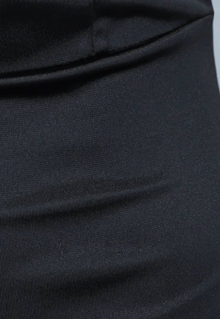 Zwarte Ruffle Avondjurk in Zwart Satin