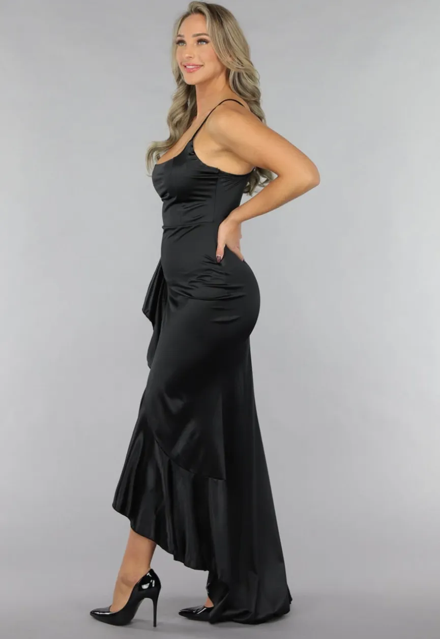 Zwarte Ruffle Avondjurk in Zwart Satin
