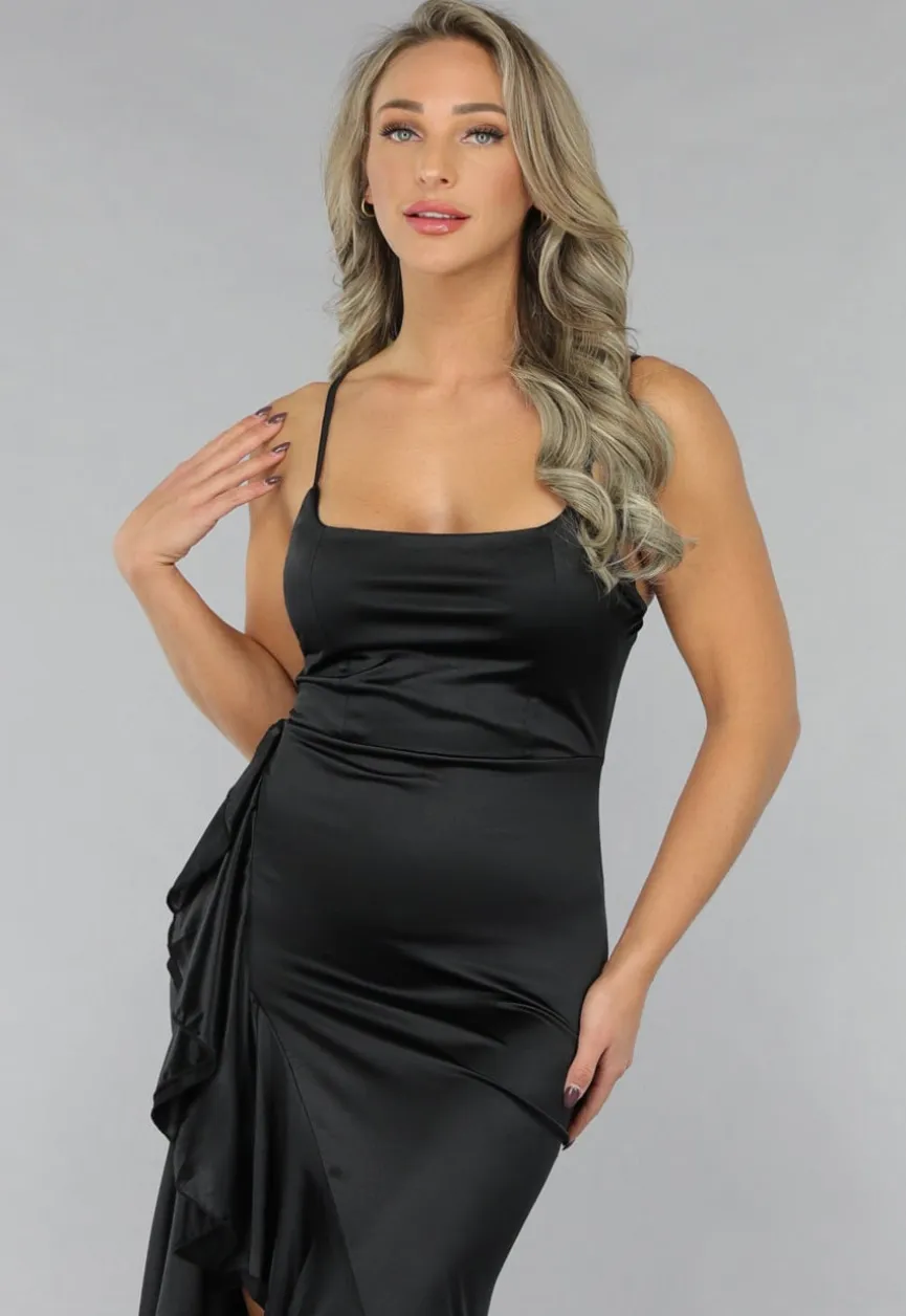 Zwarte Ruffle Avondjurk in Zwart Satin