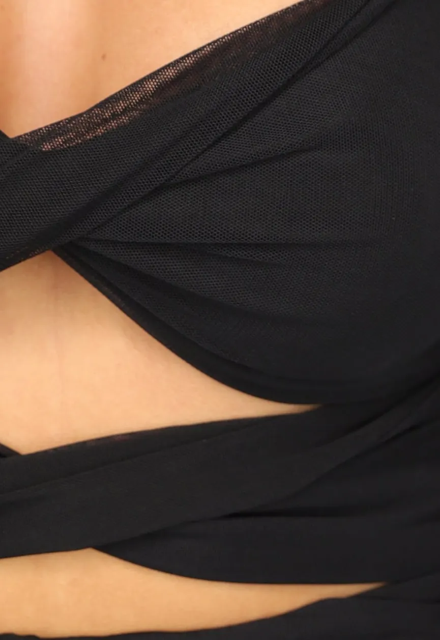 Zwarte Ruffle Mesh Jurk met Cutouts