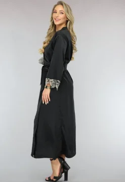 Zwarte Satijnen Kimono met Wijde Mouwen en Borduur Details