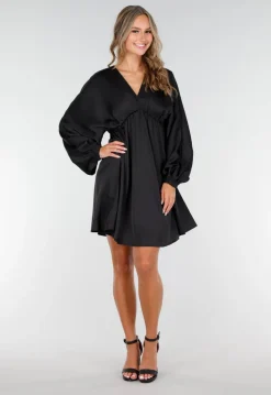 Zwarte Satijnen Longsleeve Skater Jurk